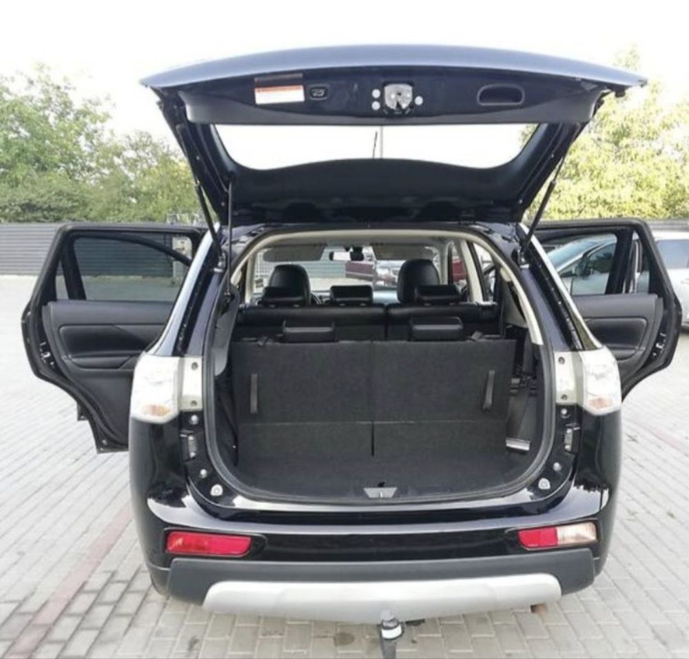 Mitsubishi Outlander 2014 рік