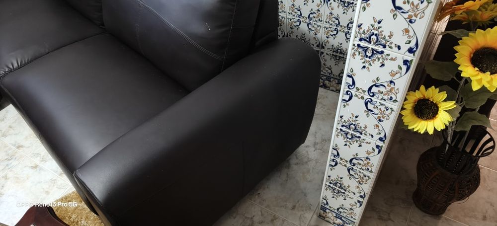 Sofá pele preto como novo