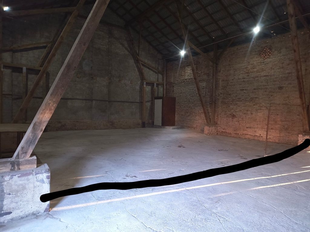 Wynajmę POD MAGAZYN 130m2