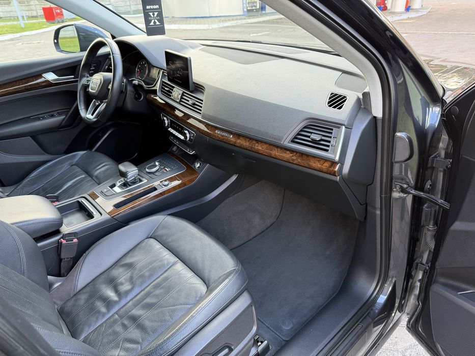 Audi Q-5 2018 року