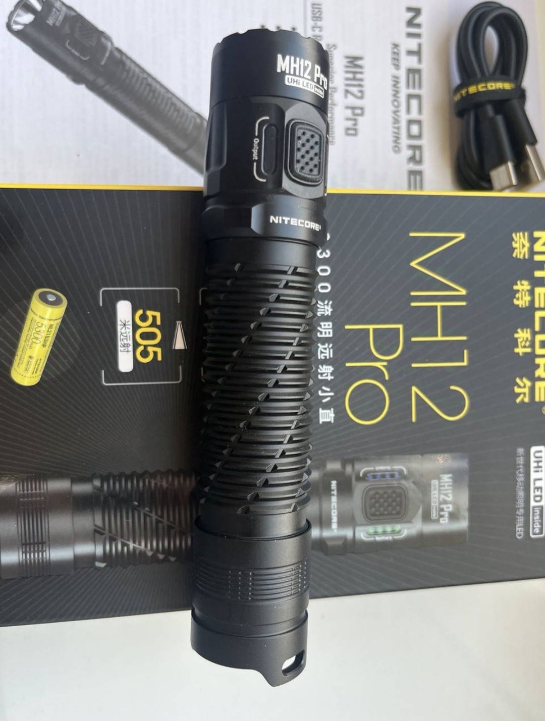 Тактичний далекобійний ліхтар Nitecore MH12 Pro (USB Type-C) 500 M