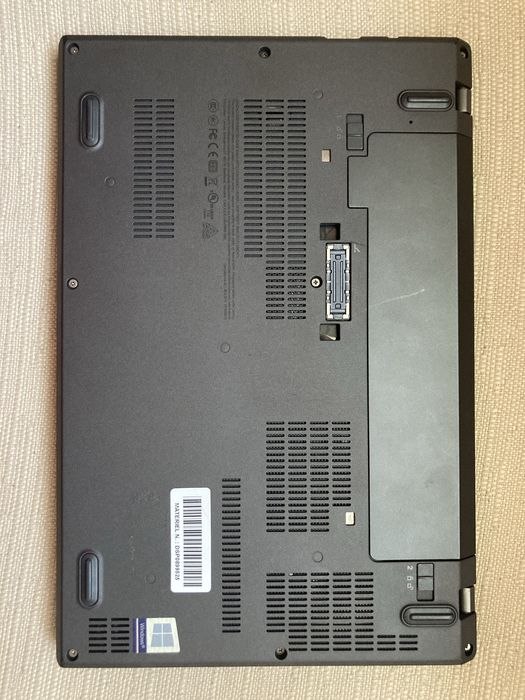 Lenovo ThinkPad x260 і5 6200U Гарний стан 2 батареї