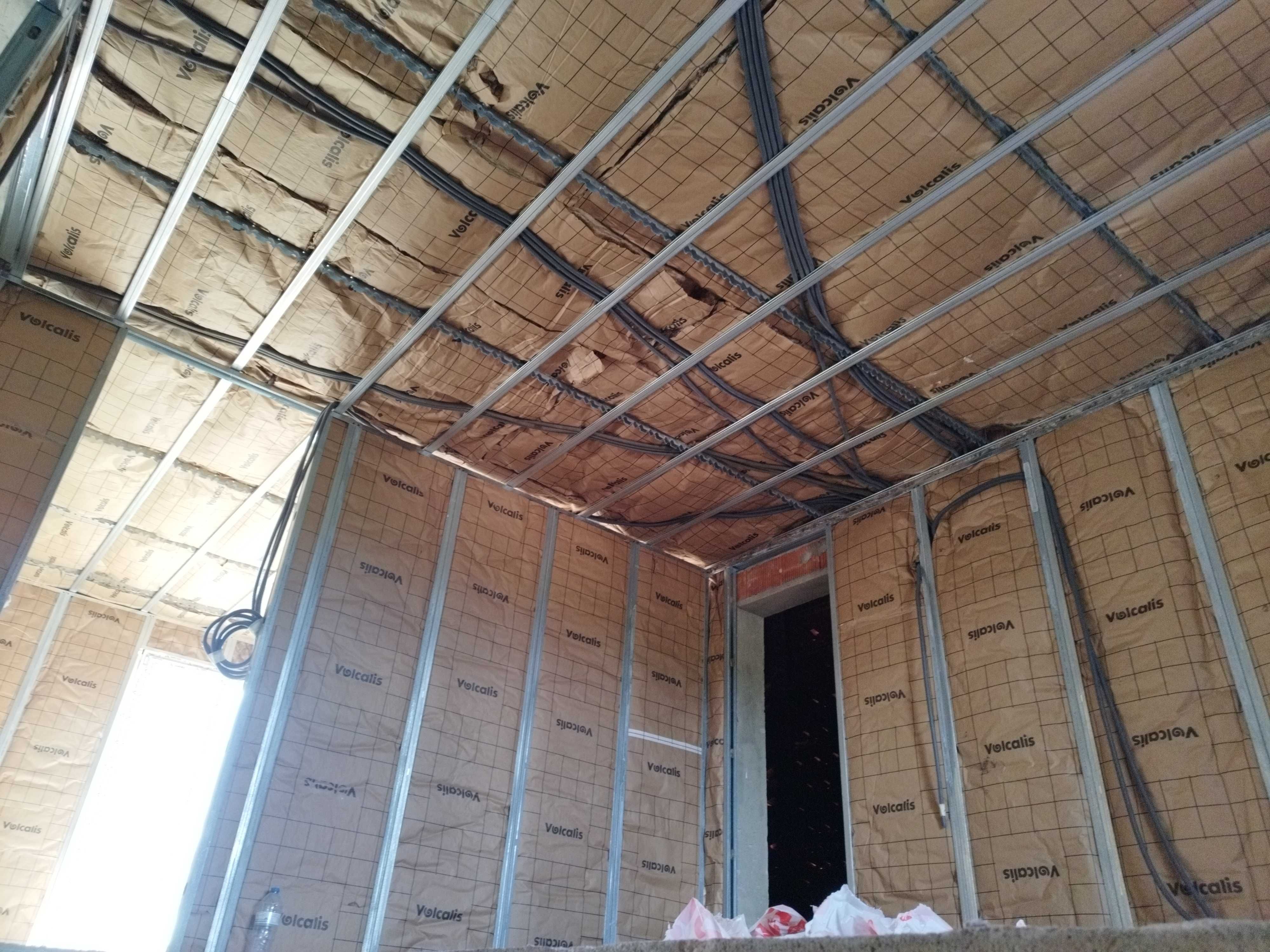 Trabalhos em pladur , electricidade, canalização