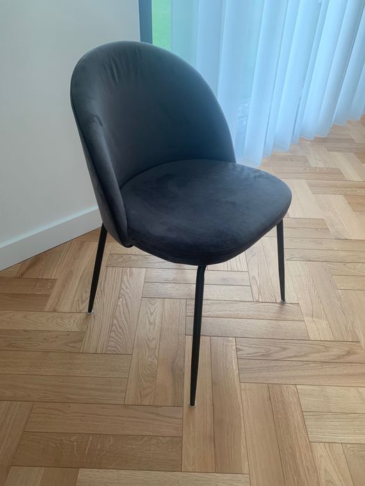 Krzesła tapicerowane