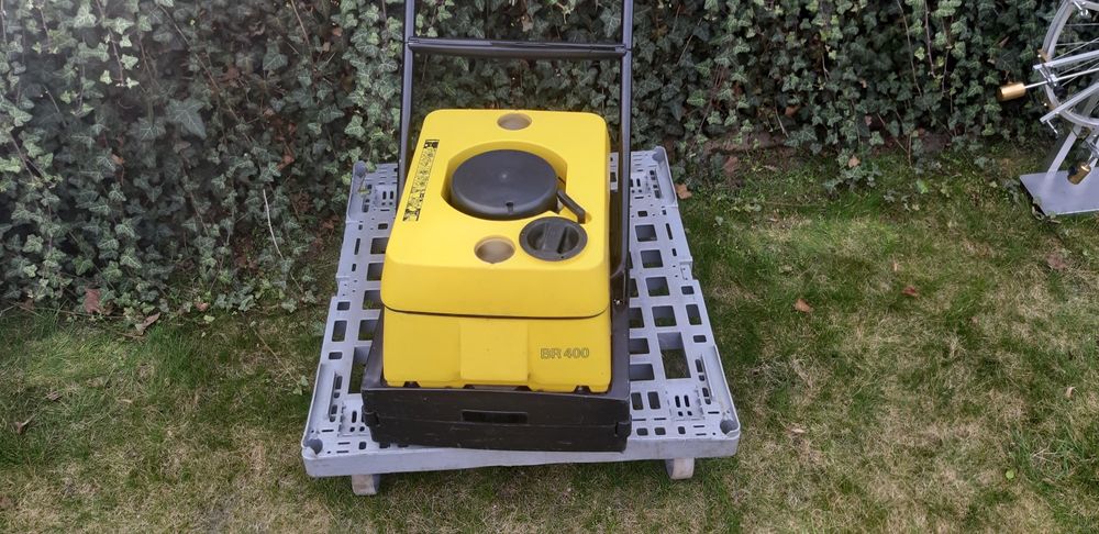 Szorowarka walcowa Karcher BR 400