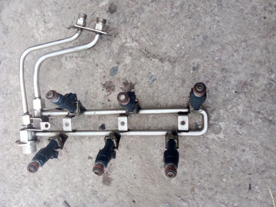 Форсунки топливные Омега Б 2.5 V6 (0280155712)