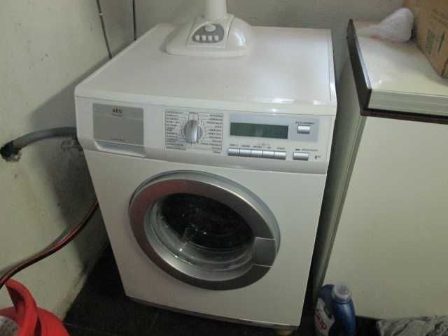 Maquina   de   lavar  roupa   AEG  usada