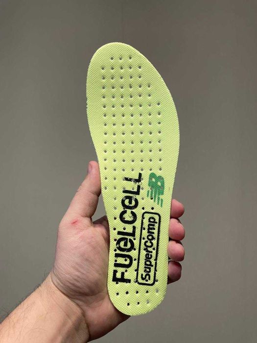 Кросівки New Balance FuelCell SuperComp Pacer premium