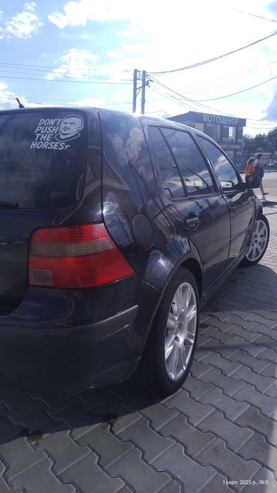 Продам гольф 4 2002р