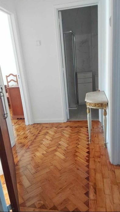 T2 para arrendar em Benfica