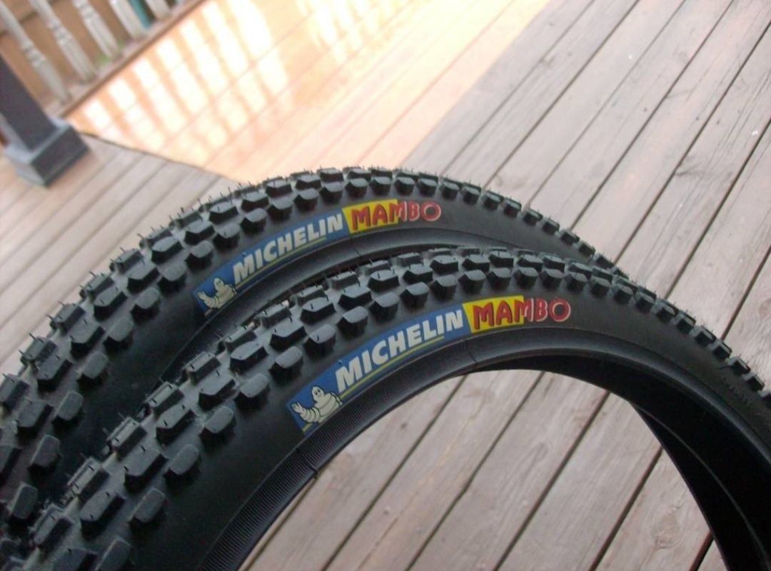 Продам велопокрышки 2 шт Michelin Mambo 20X1.75 black .