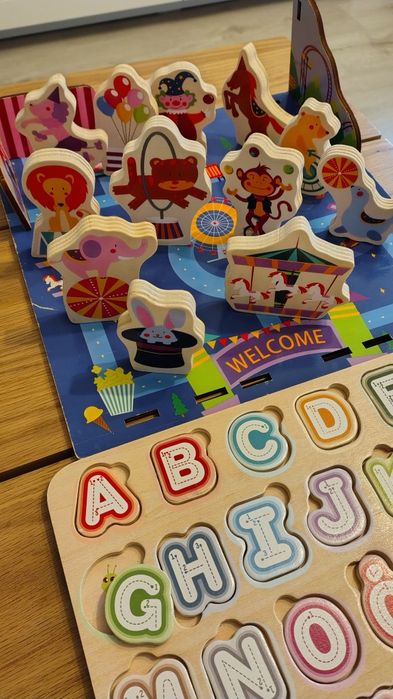 Drewniane układanki dla dzieci