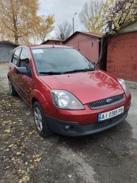 Продам Форд Фиеста на автомате
