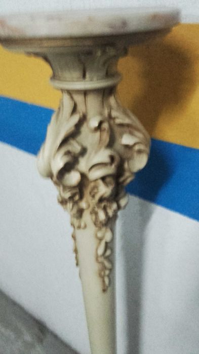 Par de colunas antigas