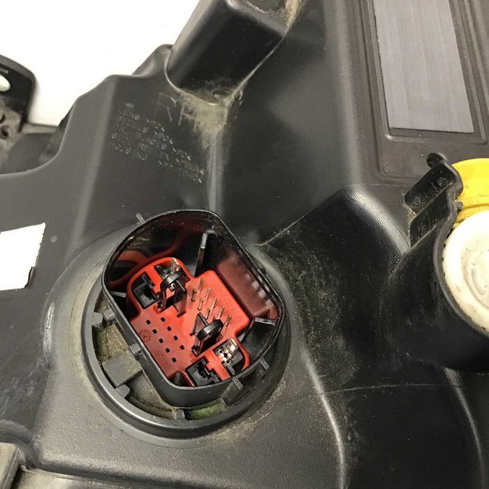 Передня права світодіодна фара Full Led Range Rover Vogue jk5213w029cd