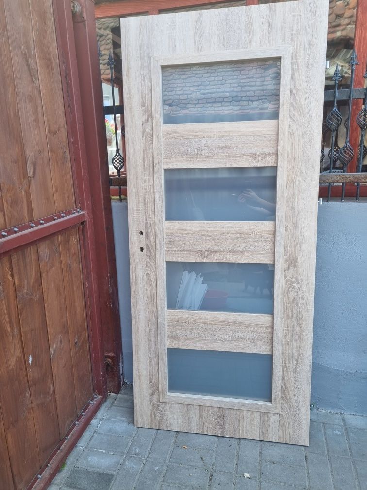 Drzwi pokojowe 80