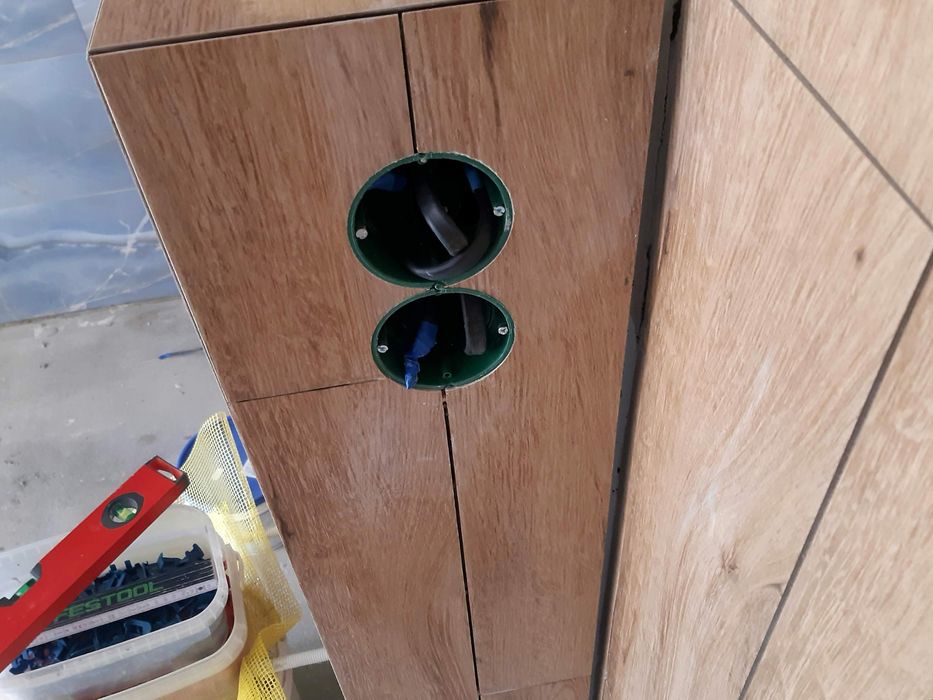 Плиточник!Укладання плитки !