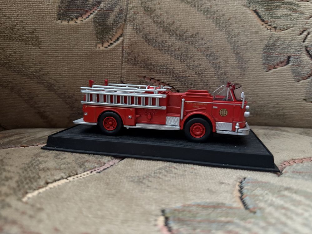 Model strażacki 1:64 - 1958 American LaFrance 900