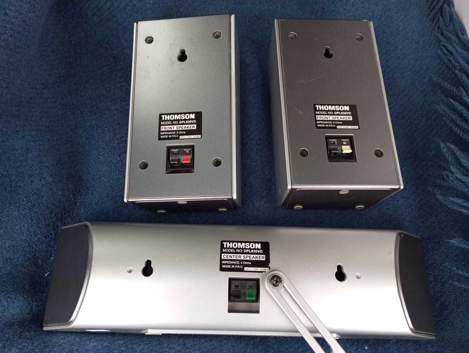 3 głośniki kina domowego firmy Thomson (Japan) moc 100 watt