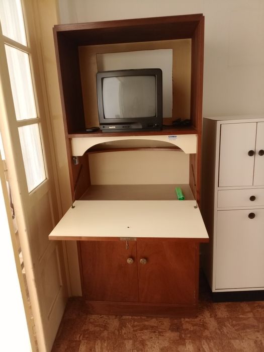 Móvel TV bar livreiro