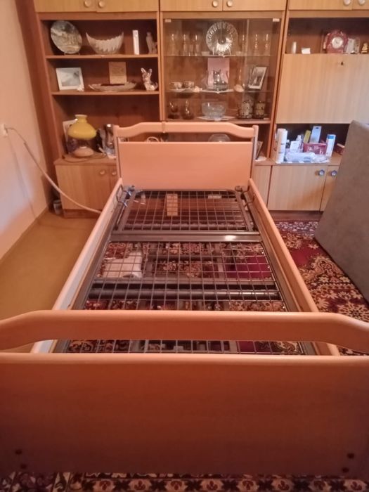 Sprzedam łóżko rehabilitacyjne