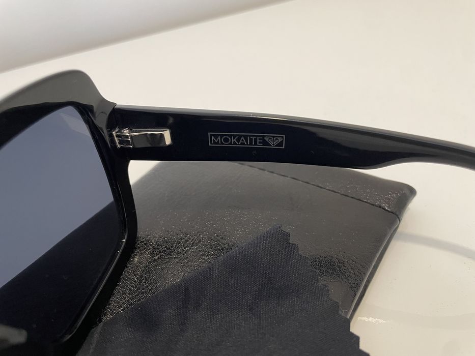 Oculos de sol Mokaite Roxy pretos