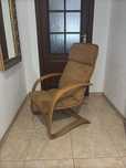 Krzeslo drewniane bujane