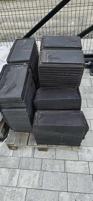 Dachówka brass Braas turmalin antracyt boczna