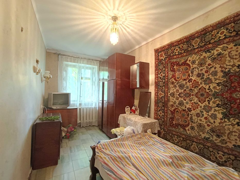 В продаже 2 комнатная квартира на Черемушках, рядом рынок, Парк, школы