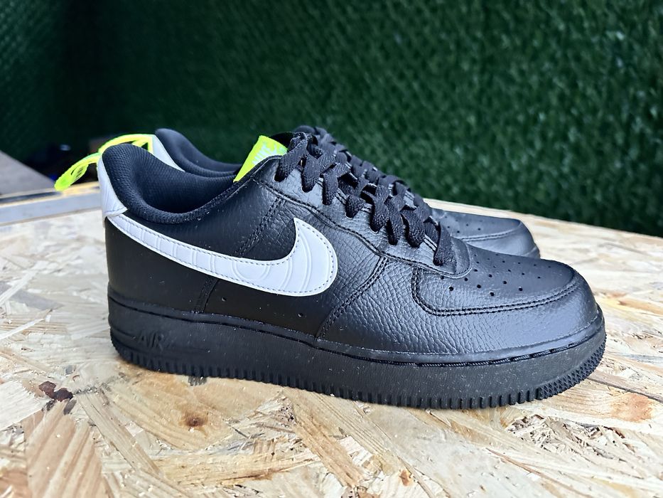 кроссовки Nike Air Force 1 Low "Pivot Point" Black Volt.