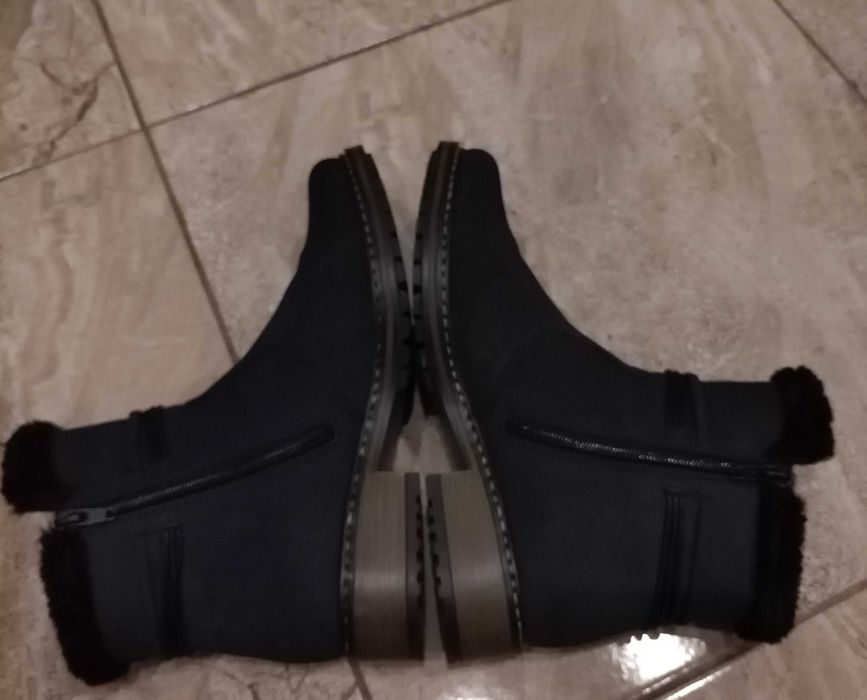 Krótkie kozaki, botki damskie Rieker