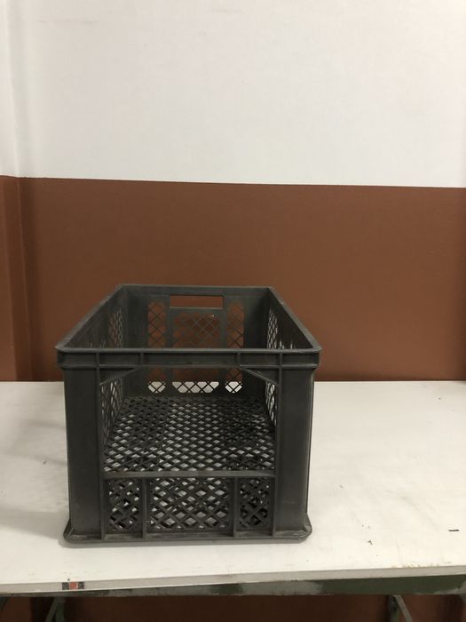 Contentor , caixa plástico 60x40x32