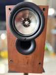 Monitory kolumny KEF IQ10