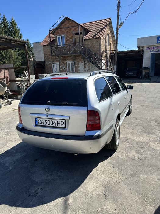 Продам skoda octavia tour
