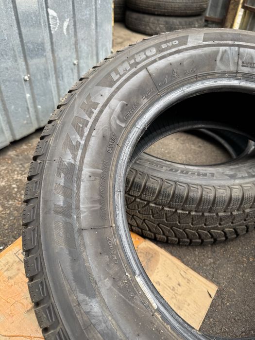 Резина r16 215/65 Bridgestone зима
