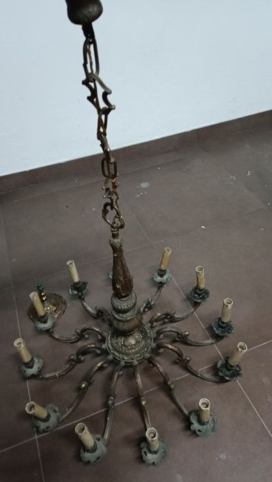 Śliczny mosiężny żyrandol z lat 40 -tych