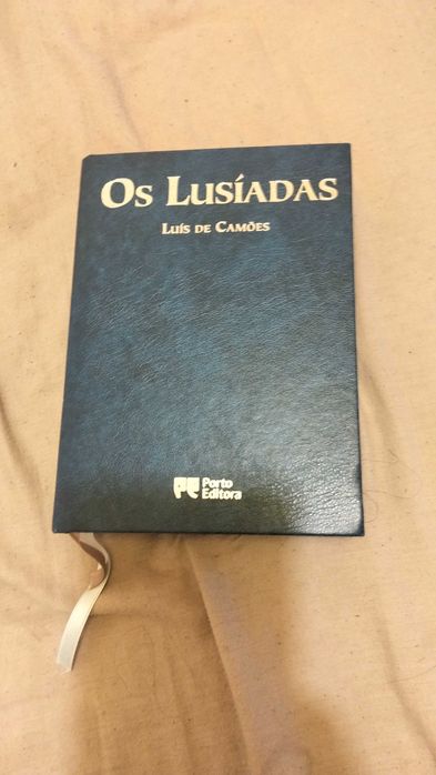 Livros de escola e outros