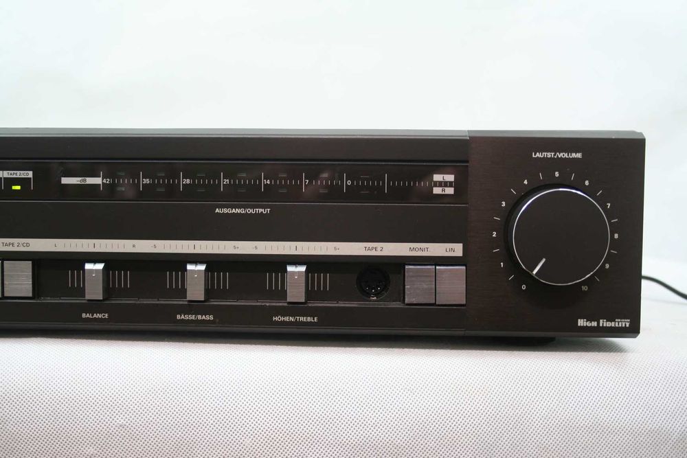 Wzmacniacz GRUNDIG V-7200 |2x55W|
