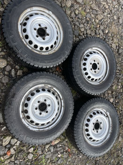 Felgi z oponami m+s sprinter 906 crafter 235/65/16C michelin