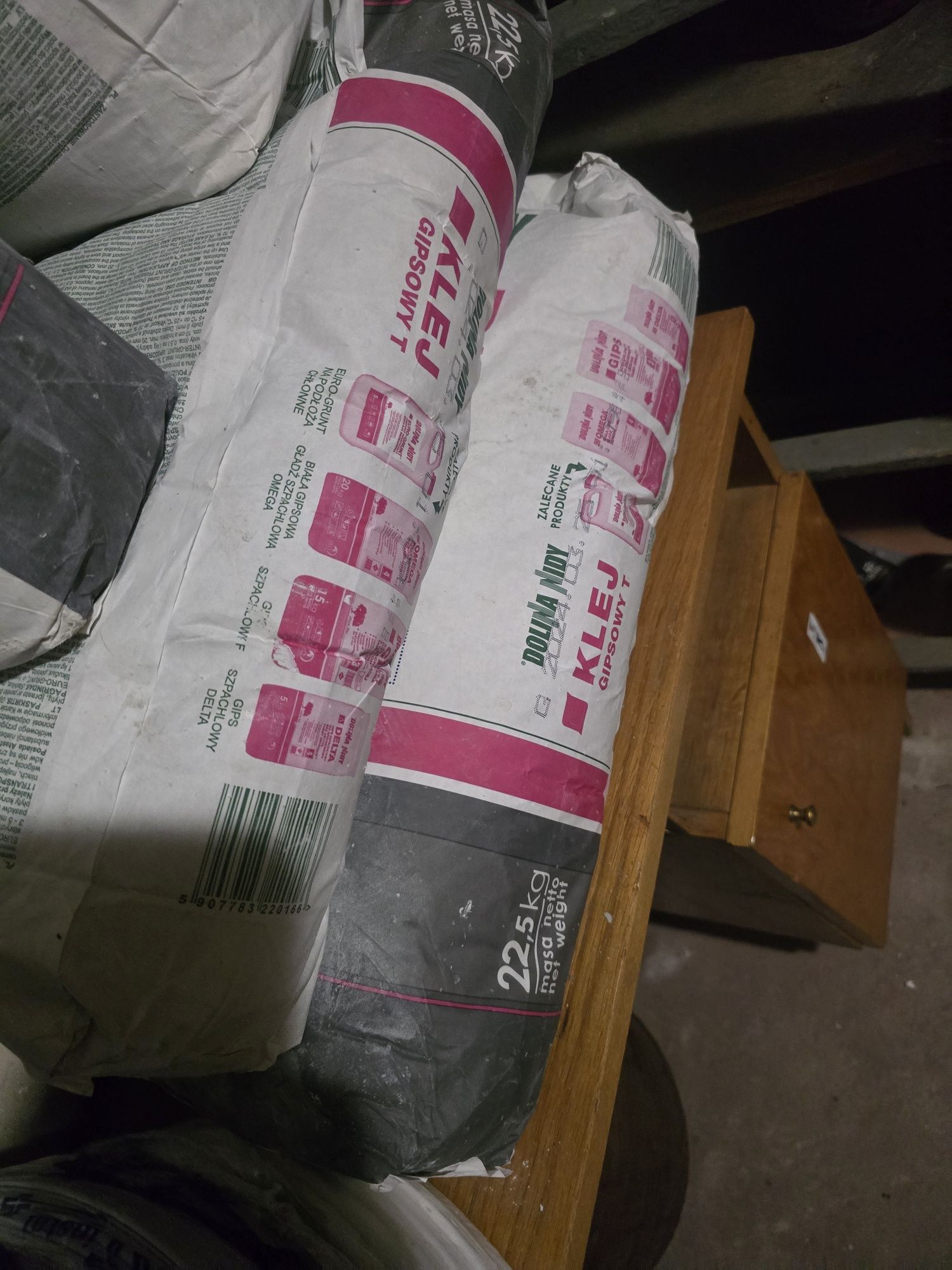 Klej gipsowy T 22,5 kg Dolina Nidy dwa worki