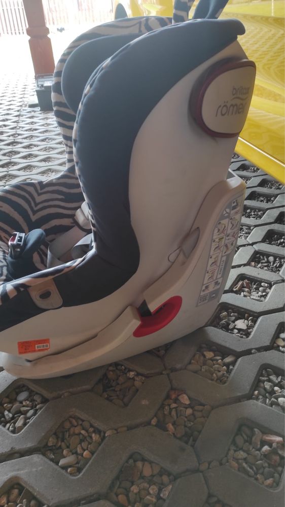 Fotelik Römer Britax Zebra