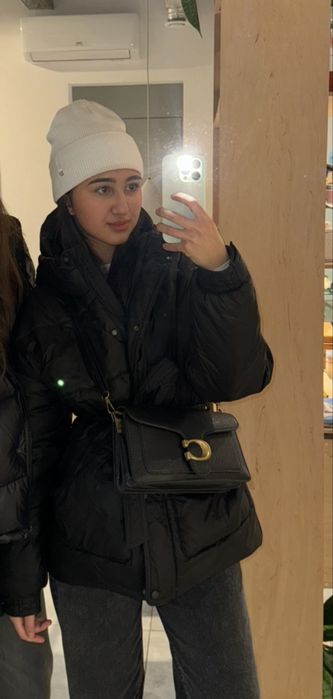 Куртка черна чорна нова