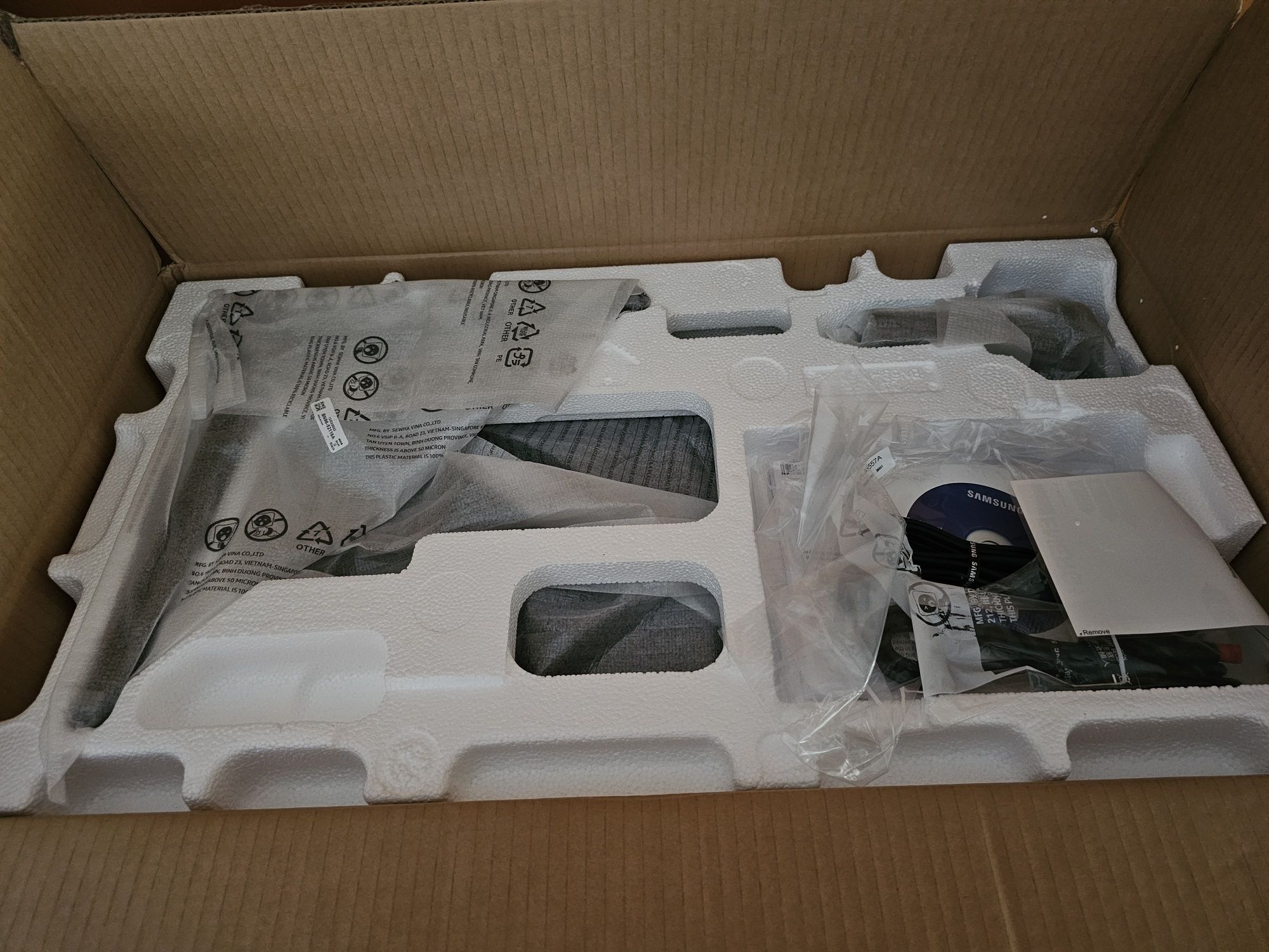 Samsung Monitor F24T352FHR, 24 polegadas, painel IPS, resolução Full H