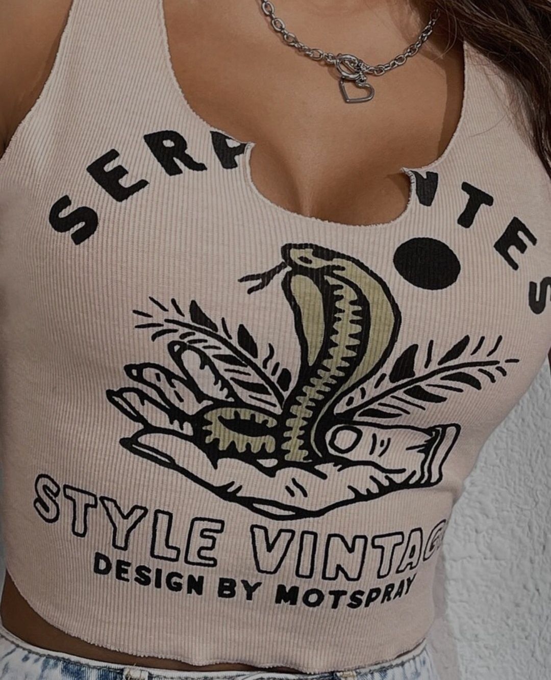 Top bege estilo vintage