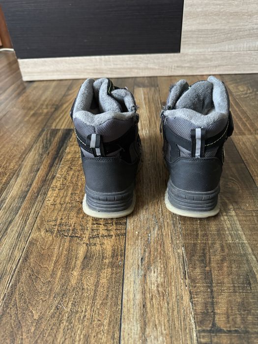 Дитяче зимове взуття