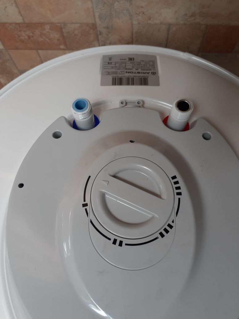 Водонагреватель Ariston PRO R 100 VTS 1,8 к