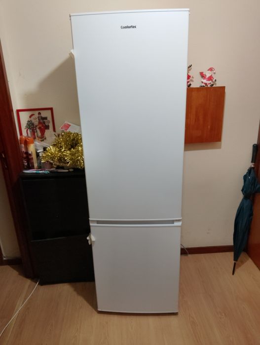 Um frigorífico Confortec