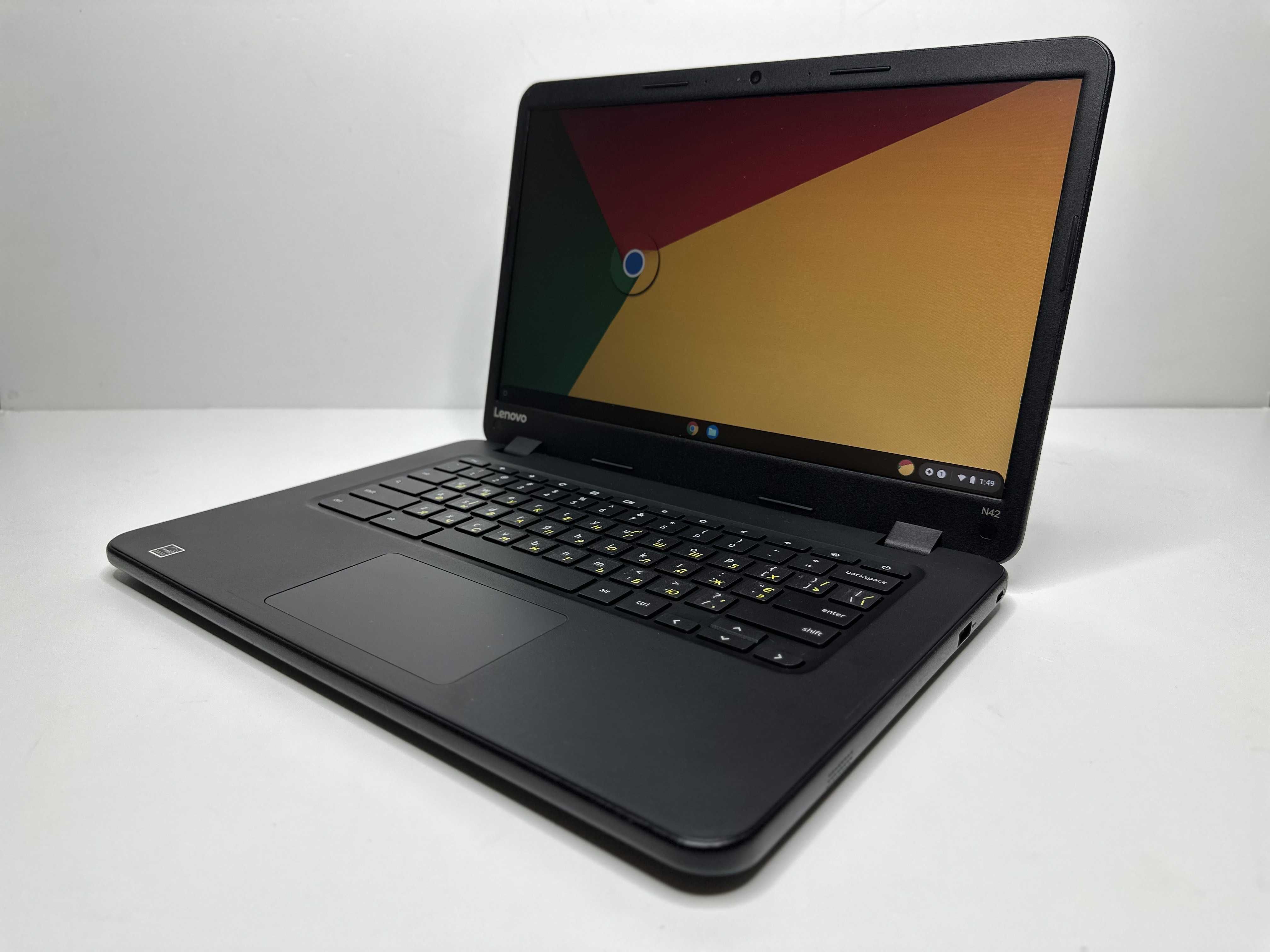 Lenovo ChromeBook N42, Celeron N3060, 4Gb, SSD 32Gb, АКБ до 10 годин!