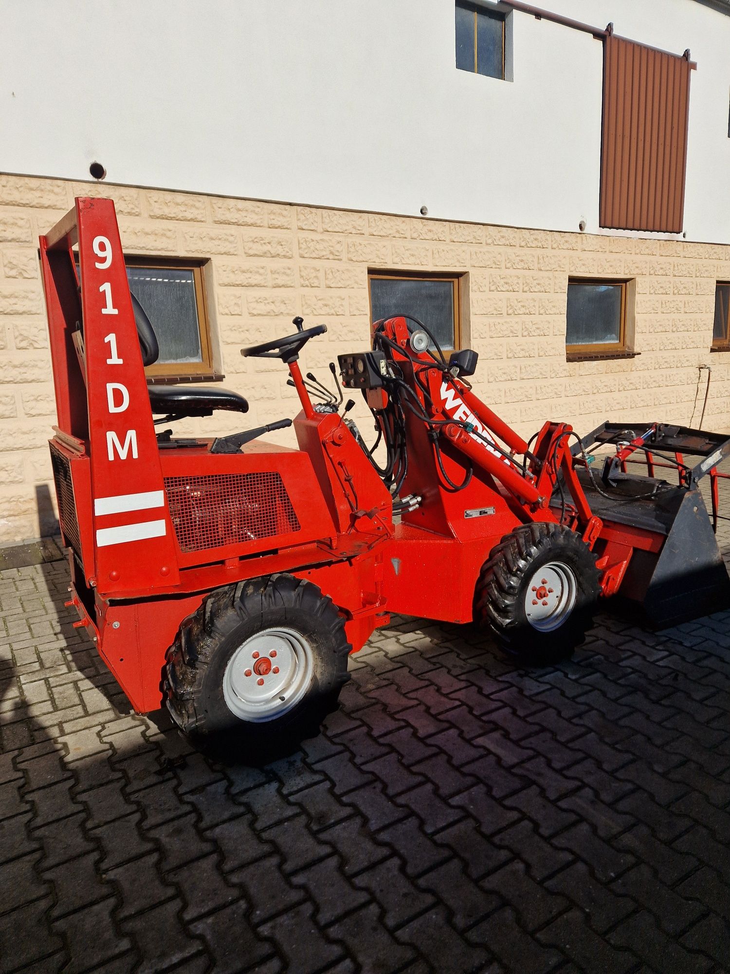 Weidemann 911 DM