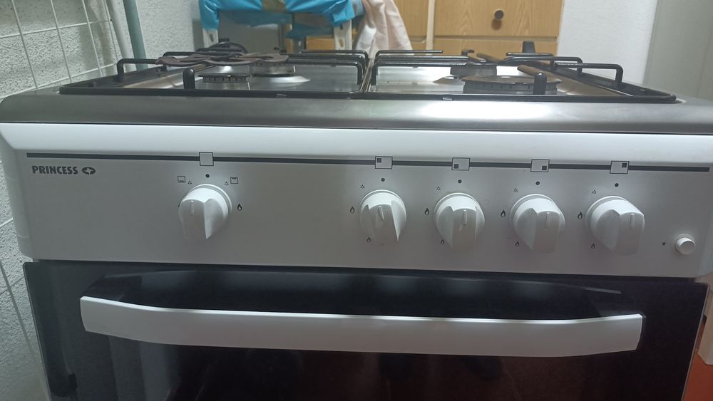 Fogão Princess - ótimo estado